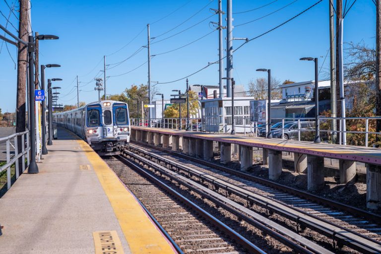 LIVING IN ISLAND PARK NEW YORK: A COMPLETE GUIDE
