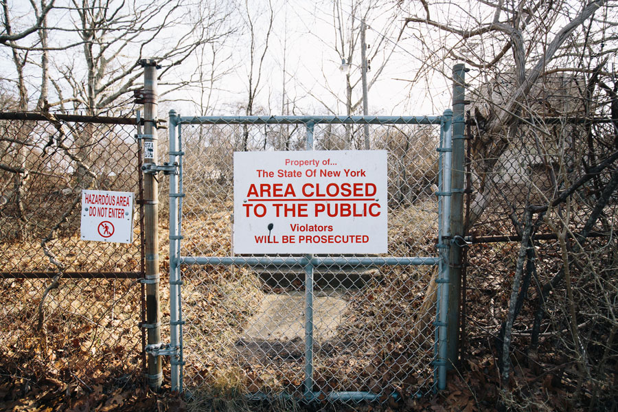 When visiting, stick to designated trails, overlooks, and open areas, and respect fencing or “Area Closed” signs—those parts of Camp Hero are permanently off-limits. several areas remain permanently closed and fenced off for safety, environmental, and security reasons. File photo: mm_ii_aa, licensed.