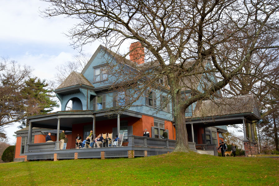 Sagamore Hill, located in Oyster Bay, Long Island, was the beloved home of President Theodore Roosevelt and is now a designated National Historic Site. This iconic Queen Anne-style mansion served as Roosevelt’s Summer White House, where he hosted world leaders, wrote extensively, and shaped American policy. Today, Sagamore Hill welcomes visitors to tour its historically preserved rooms and expansive grounds, offering a glimpse into the life and legacy of one of America’s most dynamic presidents.