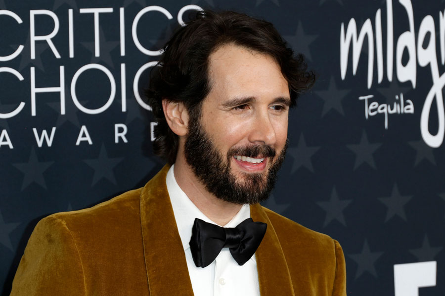 LOS ANGELES - FEB 7:  Josh Groban at the 2025 Critics Choice Awards at Barker Hanger on February 7, 2025 in Santa Monica, CA