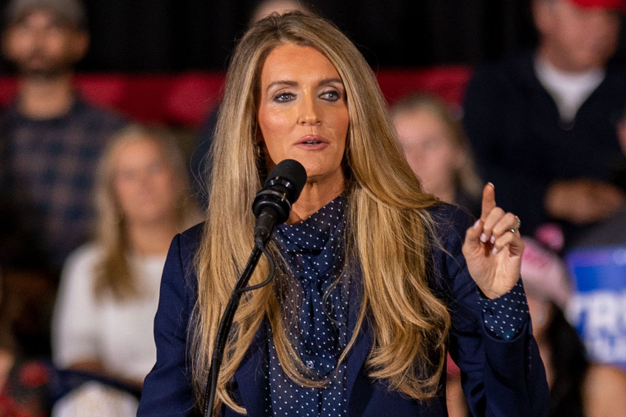 Kelly Loeffler speaking at a podium, emphasizing new SBA actions to investigate potential fraud in the 8(a) small-business contracting program.