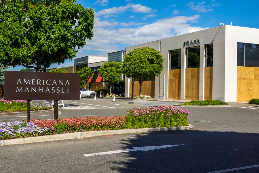 The Americana Manhasset luxury shopping district reflects the affluence that drives Long Island’s high property values and tax base. 