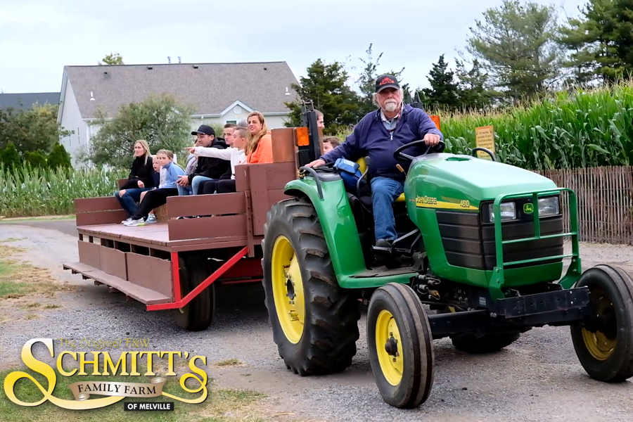 Visit Schmitt’s Family Farm for fresh produce, seasonal events, and unforgettable family experiences throughout the year.