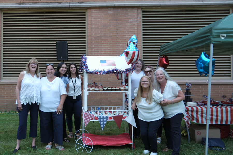 Staff from the District Court Clerks’ Office standing proud with their Cupcake Cart. (L-R): Marie Ruller, Kelly Logiudice, Cheyanne Romero, Kristina Kahres, Eileen Minutoli, Caitlin Hunt, Lisa Downs, and at bottom right Joanne McLaughlin.