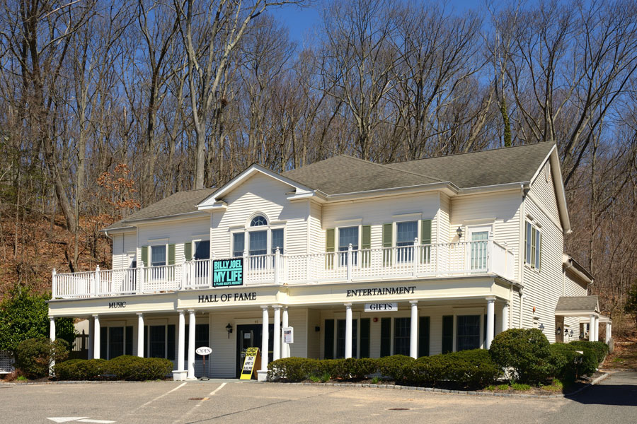 The Long Island Music & Entertainment Hall of Fame in Stony Brook celebrates the artists, performers, and industry professionals who have shaped Long Island's rich musical and entertainment legacy. Along with dozens of museums across Nassau and Suffolk counties, it offers visitors an opportunity to explore the people, history, and culture that have made Long Island a nationally recognized center for the arts. File photo: Popova Valeriya, licensed.