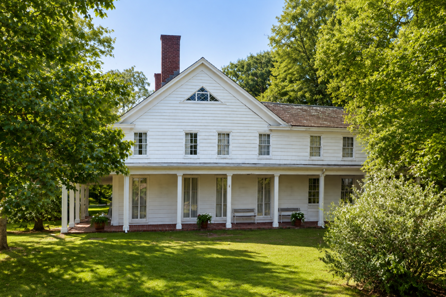 Havens House, home of the Shelter Island History Museum, preserves centuries of local history on Shelter Island. The historic property serves as the centerpiece of the museum’s exhibitions, archives, educational programs, and research collections.
