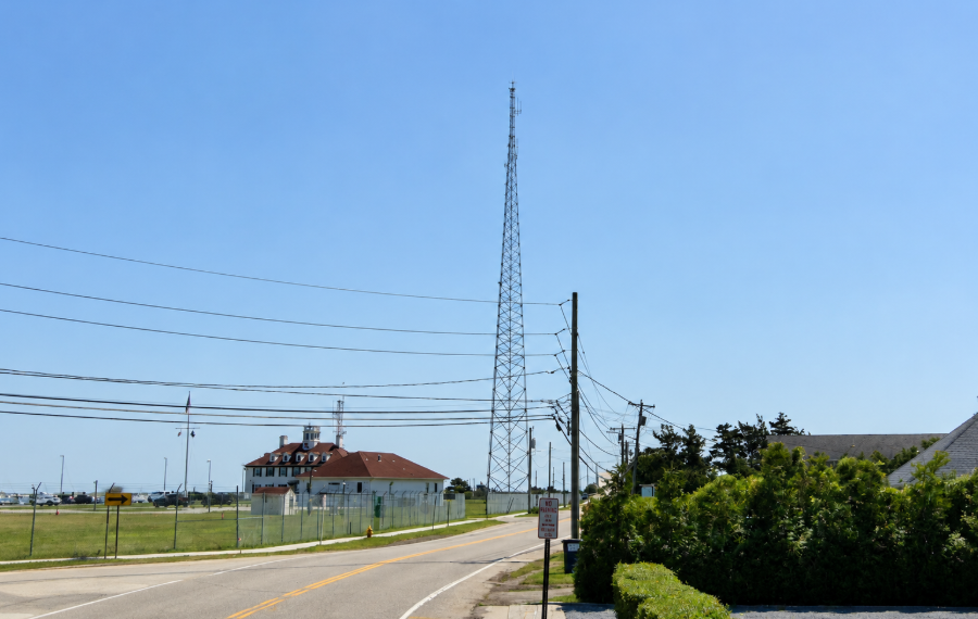 The modern Shinnecock navigation light stands near Ponquogue Point, marking the entrance to Shinnecock Inlet after the original 168-foot Shinnecock Lighthouse was demolished in 1948. The smaller tower continues the area’s long maritime tradition, guiding boats through the waters off Hampton Bays.
